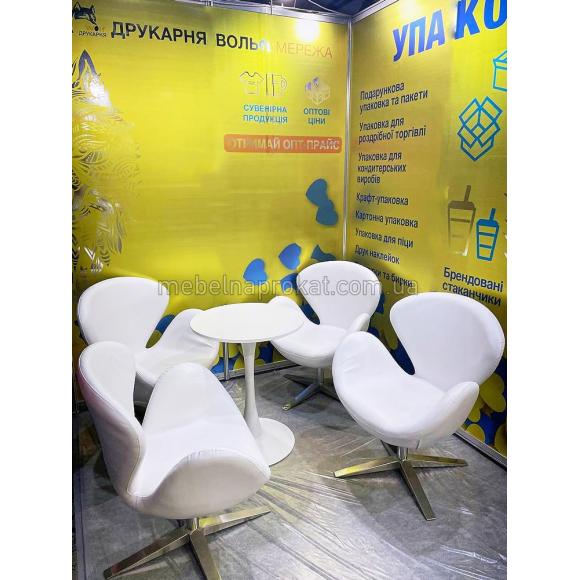 Білі столи Тюльпан д60см